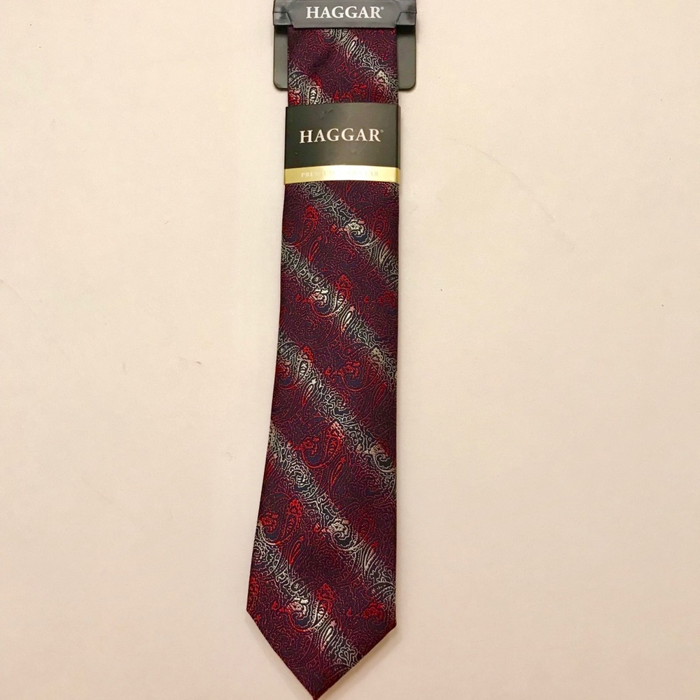 Haggar Men’s Burgundy Skinny Tie